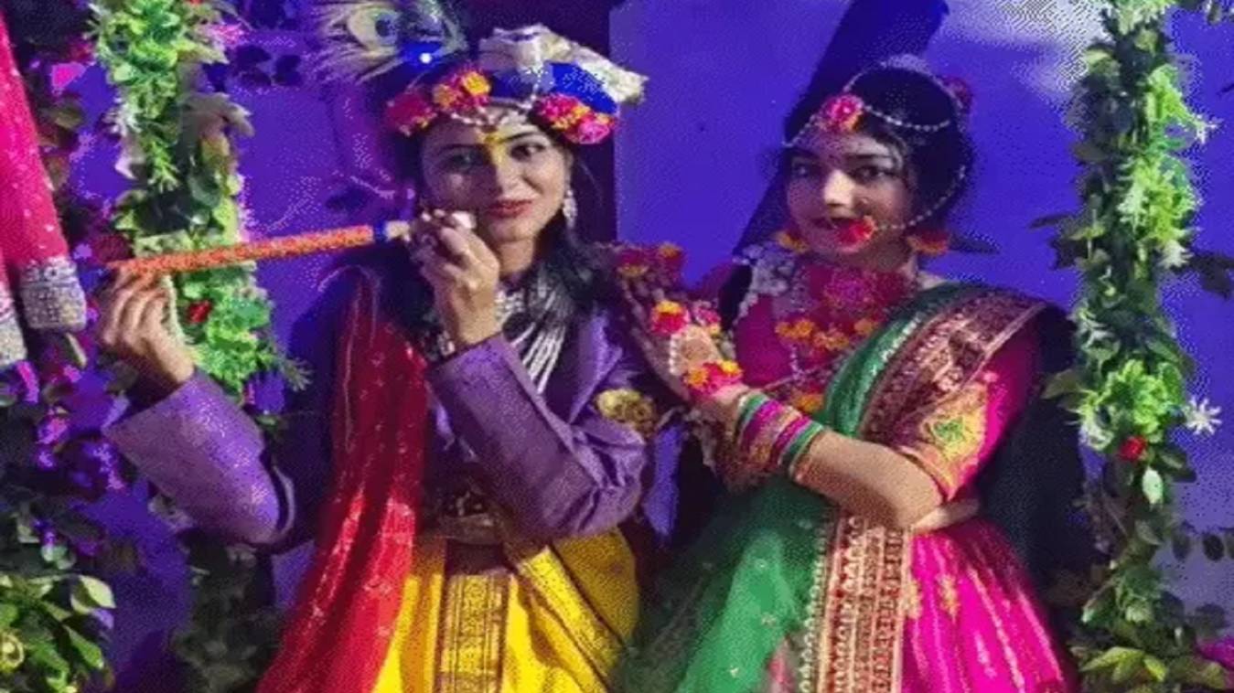 काशी डूबी कृष्ण भक्ति में: महिला छात्राओं ने निभाई कान्हा की भूमिका, बीएचयू में रासलीला ने मोहा मन