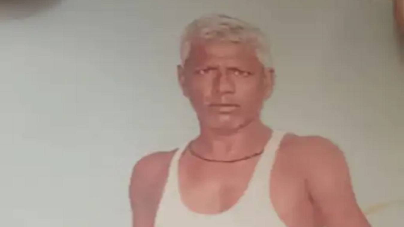 वाराणसी में सड़क हादसा: अज्ञात वाहन ने दो लोगों को कुचला हादसे में एक व्यक्ति की मौत, दूसरा गंभीर रूप से घायल