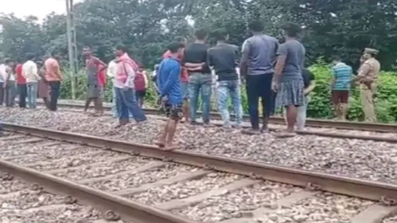 वाराणसी: पत्नी से विवाद के बाद युवक ने ट्रेन के सामने कूदकर दी जान, परिवार में मचा कोहराम