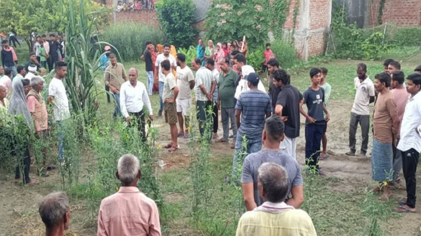 चंदौली में जमीन बेचने के बाद वृद्धा की ईंट से कूंचकर हत्या, गांव में दहशत, कमरे में मिली लाश