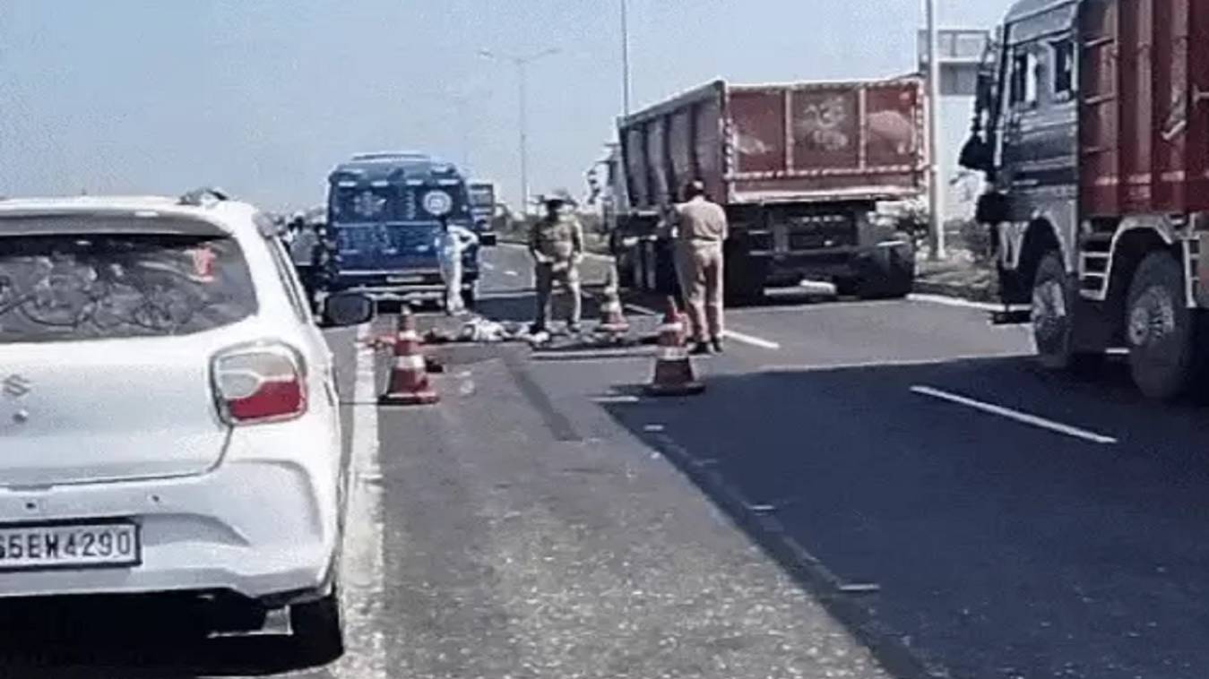 तेज रफ्तार ट्रक ने बाइक सवार भाई-बहन को रौंदा, मौके पर मौत, महिला  गंभीर रूप से घायल