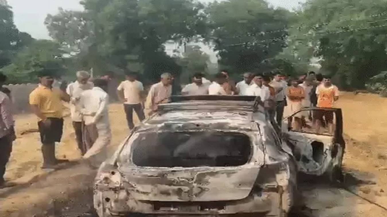 मथुरा में दर्दनाक हादसा : हाईटेंशन तार गिरने से कार में लगी आग, युवक जिंदा जला