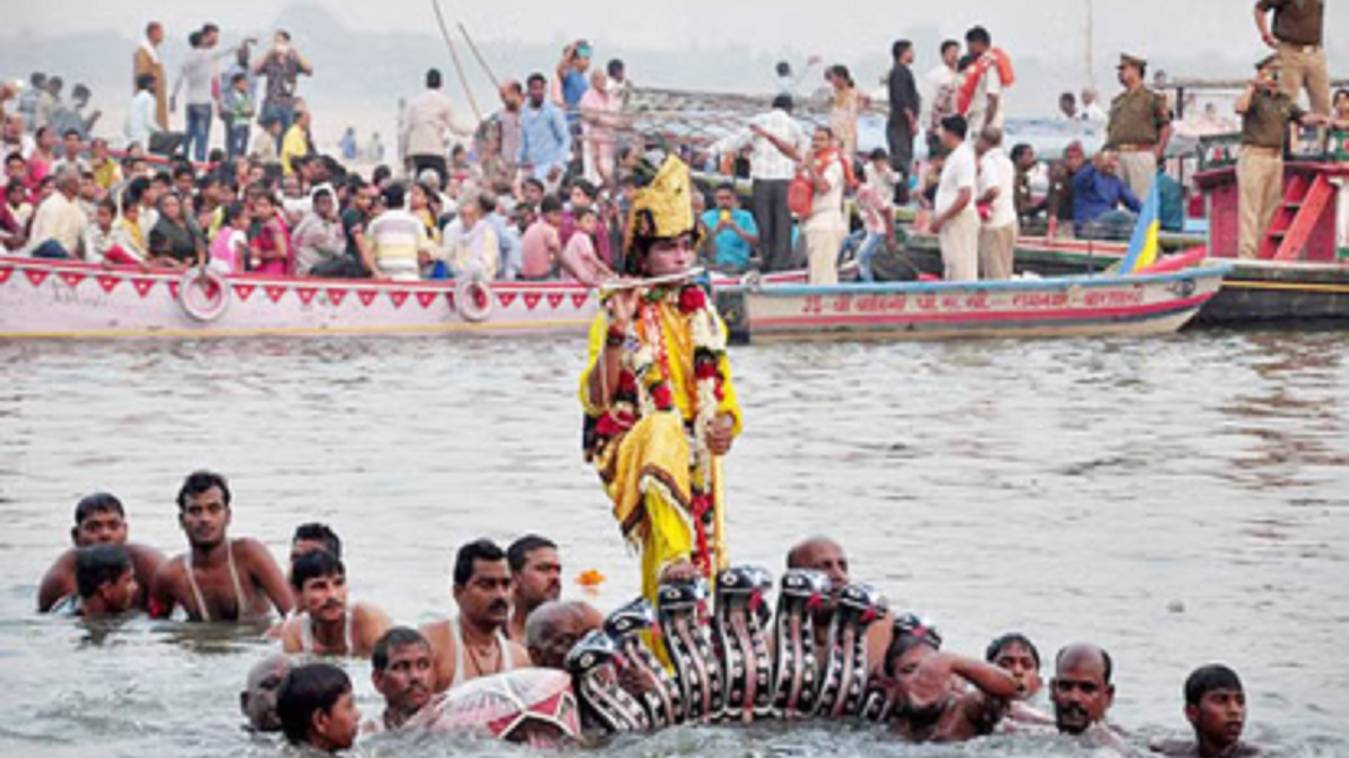 काशी बनेगी वृंदावन: आज तुलसी घाट पर जीवंत होगी 500 साल पुरानी ‘नाग नथैया’ लीला