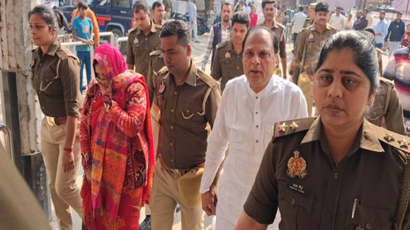 माफिया कुंटू सिंह गिरोह पर आज़मगढ़ पुलिस की बड़ी कार्रवाई, गैंगस्टर एक्ट में केस दर्ज