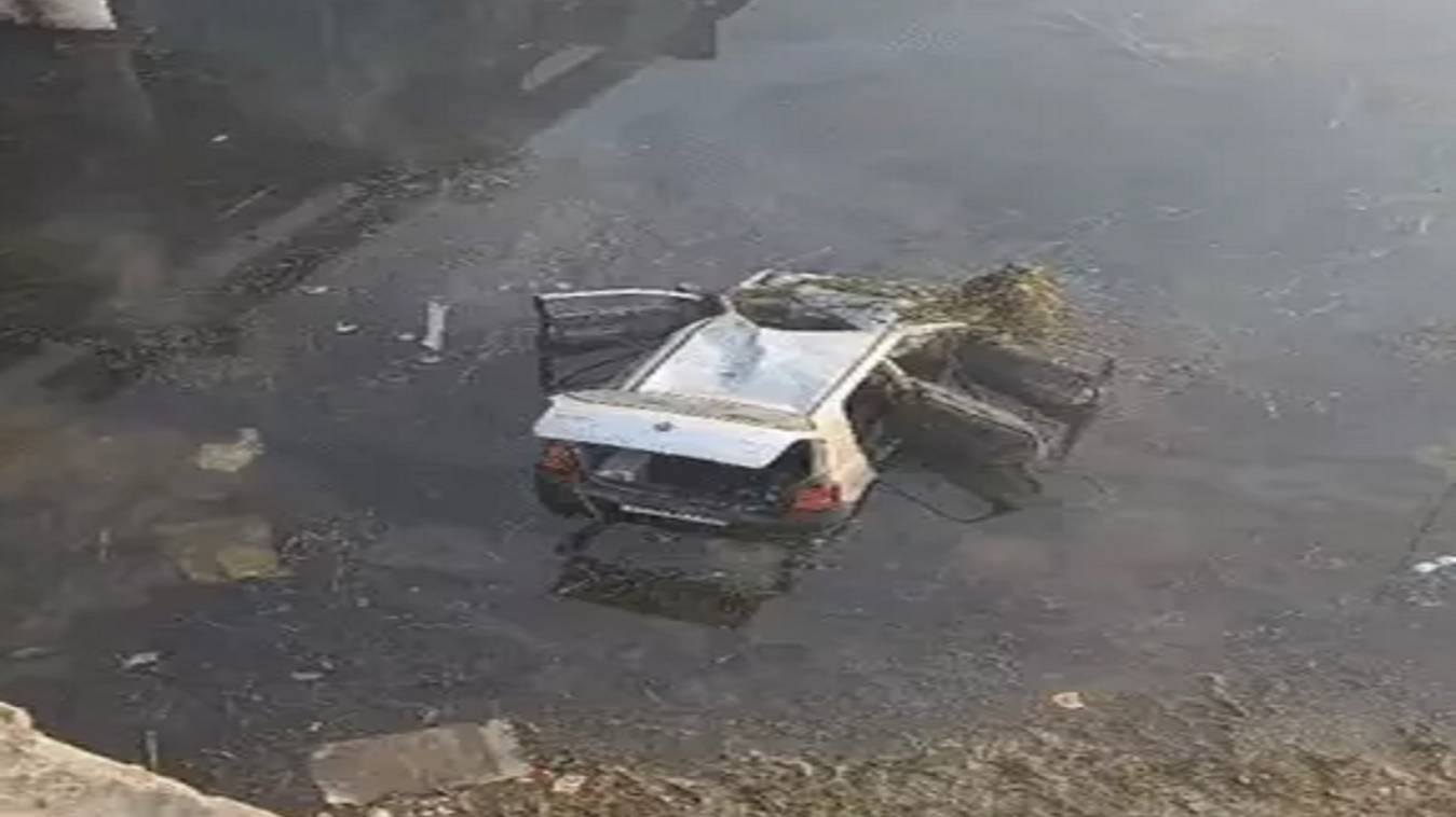 लखीमपुर में शादी से लौट रही कार नदी में गिरी, 5 की मौत; ग्रामीणों ने CPR देकर ड्राइवर को बचाया