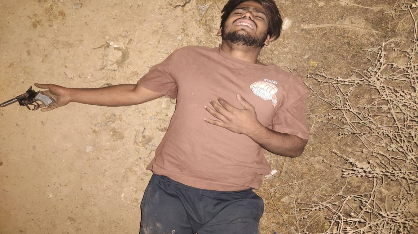 घर में लूट करने वाला अपराधी मुठभेड़ में काबू