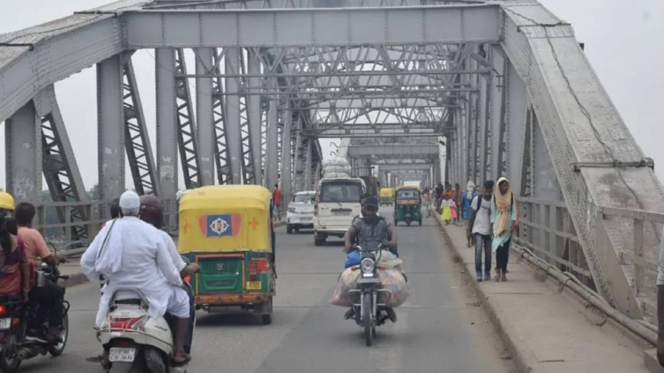 राजघाट पुल 25 दिन रहेगा बंद, ट्रैफिक डायवर्जन लागू