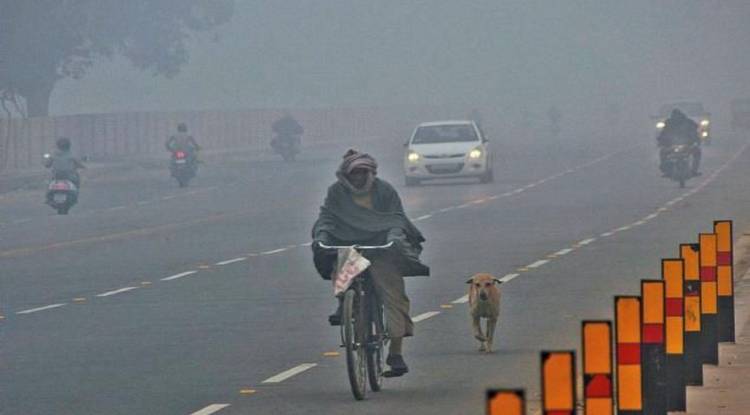 यूपी के मौसम में जल्द दिखेगा बदलाव, शीतलहर से बारिश के भी आसार