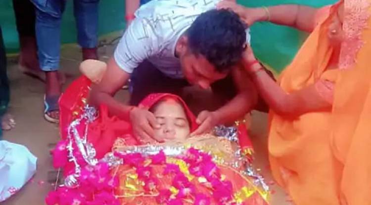 थानाध्यक्ष ने कॉन्स्टेबल को छुट्टी मांगने पर डांटा:नहीं दिया अवकाश, इलाज के अभाव में पत्नी ने तोड़ा दम