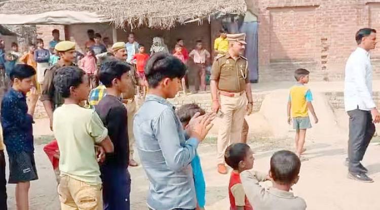 खेत बटाई लेने को लेकर पिता ने तीन बेटों के साथ मिलकर चौथे की कर दी हत्या