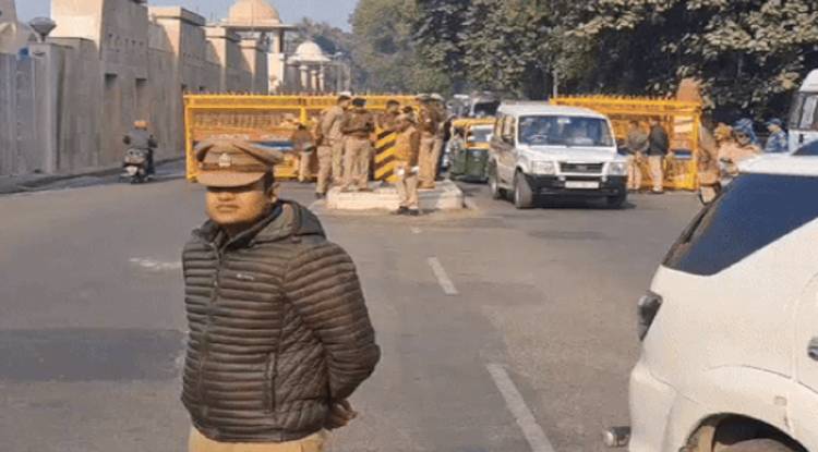 यूपी विधानसभा का घेराव को लेकर अजय राय समेत कई दिग्गज नेता हाउस अरेस्ट