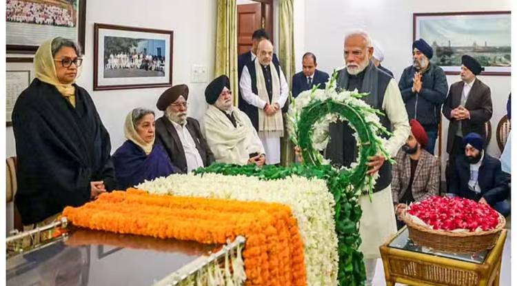 मनमोहन सिंह को श्रद्धांजलि देने उनके घर पहुंचे पीएम, कहा- 'उनका जीवन ईमानदारी, सादगी का प्रतीक', 