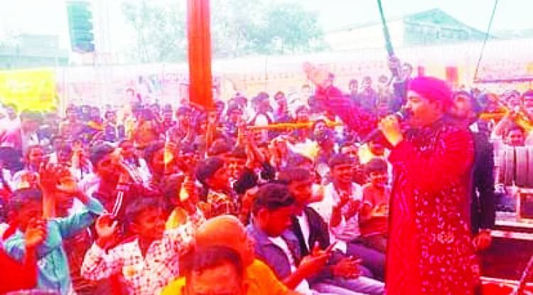 ये पावन संगम की धरती ये प्रयागराज है