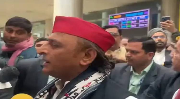 वाराणसी पहुंचे अखिलेश यादव,महाकुंभ के आंकड़ों को लेकर सरकार पर कसा तंज, कहा-50 नहीं 60 करोड़ लोग आए हैं, जाम से लोग परेशान