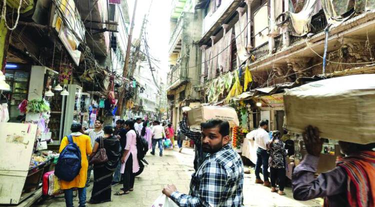 विश्वनाथ धाम की तर्ज पर दालमंडी में भू-अधिग्रहण