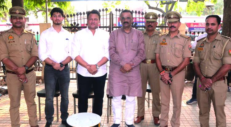 सुरक्षा के साथ प्रत्येक वर्ष 1000 पौधे लगाने का संकल्प
