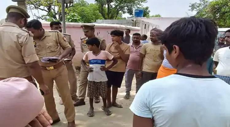 अयोध्या में बुजुर्ग की धारदार हथियार से काटकर हत्या, 10 दिन पहले ही देहरादून से आए थे गांव