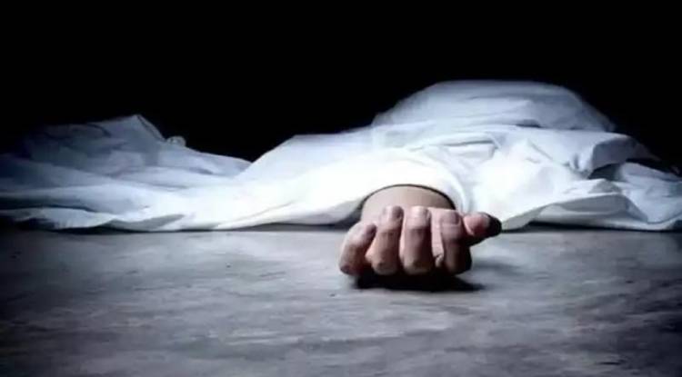 वाराणसी के गंगा घाट पर दक्षिण भारतीय दंपति के शव मिलने से सनसनी 
