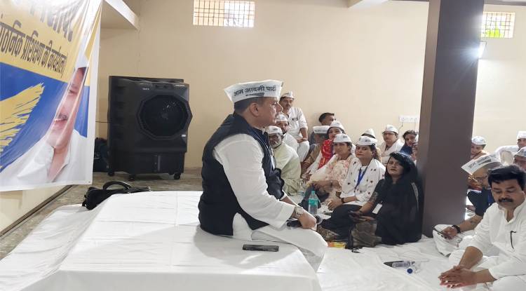 वाराणसी में "आप" का संकल्प सभा शिविर