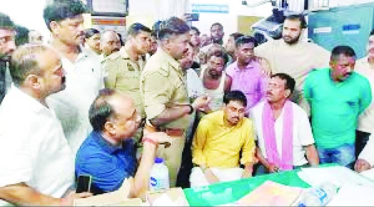 चंदौली में खौफनाक वारदात:   दिनदहाड़े  भाजपा नेता  के भाई की गोली मारकर हत्या