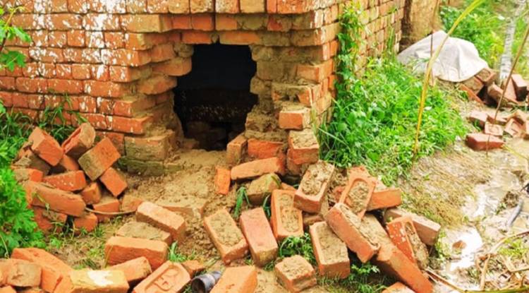 कपसेठी: दूध-छेना व्यवसाई के घर से 20 लाख की चोरी, सेंधमारी कर घर में घुसे थे चोर, पुलिस जांच में जुटी
