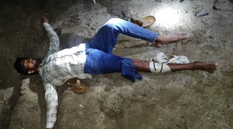 शराब लदी पिकअप लूट का मुख्य आरोपी मुठभेड़ में गिरफ्तार, पैर में लगी गोली; चिकित्सकों ने किया रेफर