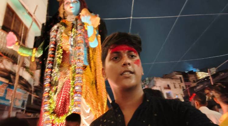 कड़ी सुरक्षा में गोल्डेन स्पोर्टिंग क्लब की प्रतिमा विसर्जित