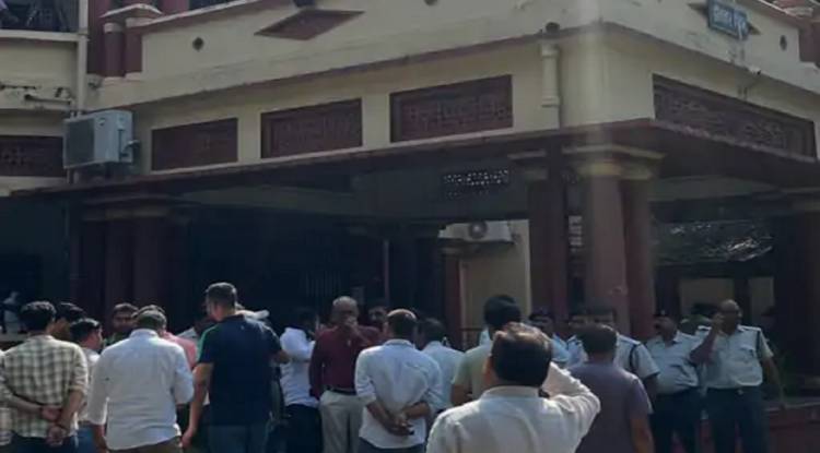 बनारस हिंदू विश्वविद्यालय में 11 घंटे चली ईसी बैठक, सुरक्षा और पारदर्शिता पर बड़े फैसले