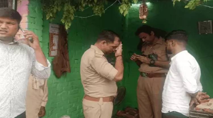 वाराणसी: पंचक्रोशी सब्जी मंडी में मिला युवक का शव, सिर और चेहरे पर चोट के निशान, हत्या की आशंका