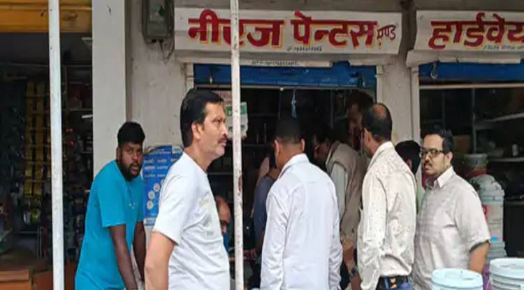 शिवपुर में एक रात में चार जगह चोरी: तीन दुकानों और मंदिर में सेंधमारी, लाखों का माल साफ