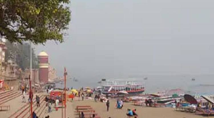 काशी की हवा में बह रहा प्रदूषण, एक्यूआई गया 297, विशेषज्ञ बोले- बच्चे और बुजुर्ग को सतर्क रहने की आवश्यकता