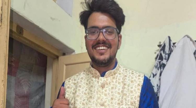 IIT-BHU छात्र की स्कूटी फिसलने से मौत: हेलमेट न पहनने से सिर में गंभीर चोट, पोस्टमॉर्टम के बाद परिजन ले गए शव 