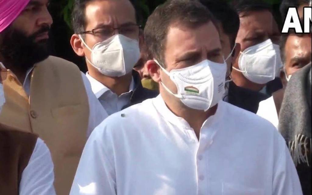 कृषि कानून वापसी बिल दोनों सदनों में पास पर राहुल का आरोप- सरकार चर्चा करने से डरती है