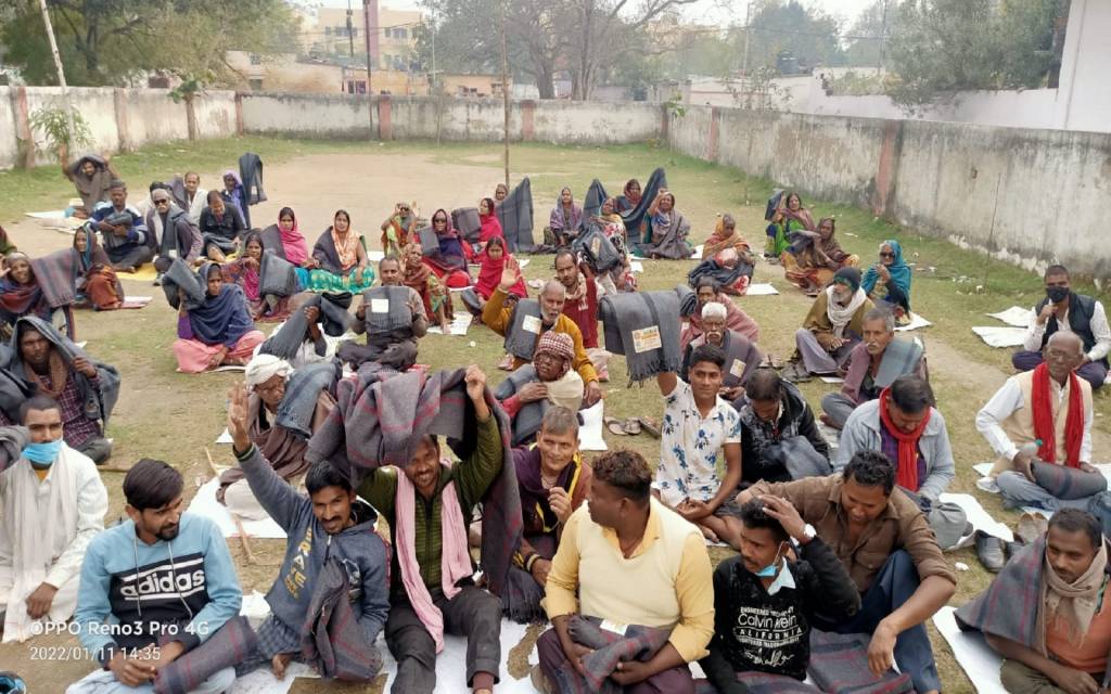लाल बहादुर शास्त्री जन्मस्थली सेंट्रल कॉलोनी मुगलसराय में विकास करने जुड़ी मांगों को लेकर धरना, उपवास