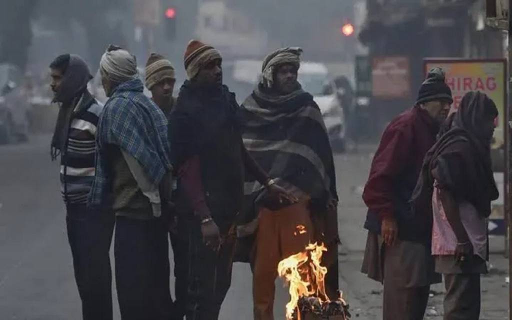बफीर्ली हवाओं से कांप उठी काशी, 22 और 23 को बारिश के आसार