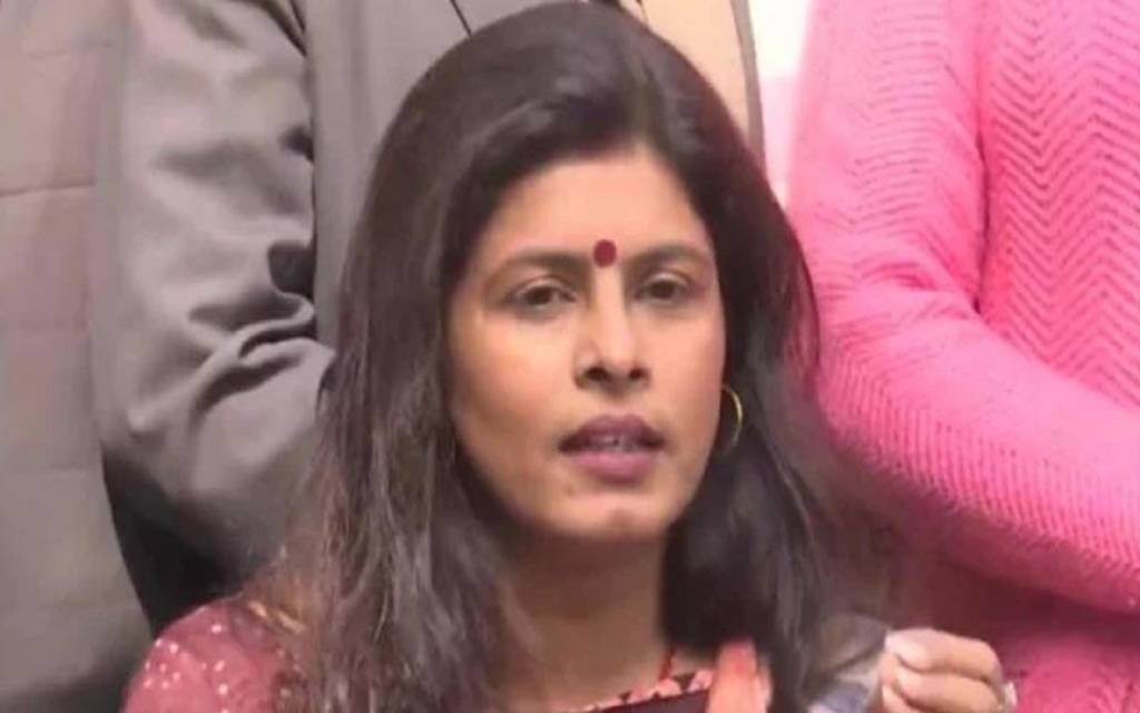 यूपी सरकार की मंत्री स्वाति सिंह ने टिकट न मिलने पर बोलीं- भाजपा में ही हूं,जिंदगी भर भाजपा में ही रहूंगी