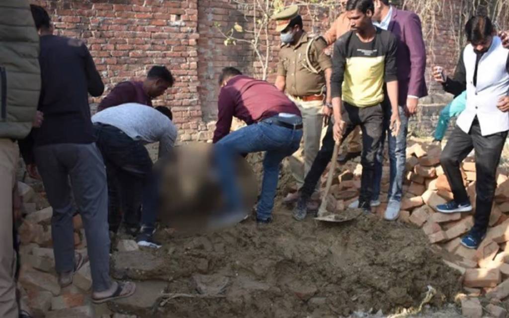 उन्नाव दलित युवती हत्या केस में बड़ा खुलसा, पोस्टमार्टम रिपोर्ट में टूटी हुई गर्दन, सिर पर चोट, पीड़िता के साथ हुई हैवानियत
