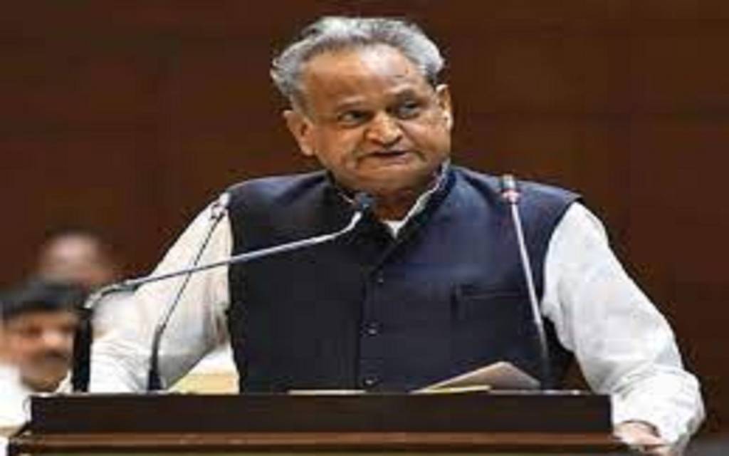 पुरानी पेंशन योजना की बहाल, आंगनबाड़ी कर्मियों के मानदेय से 20 % की बढ़ोतरी