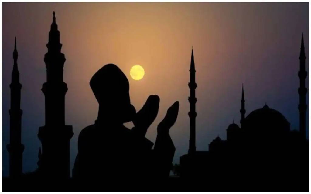 Ramadan 2022: दिखा चांद ...आज से शुरू हुआ माह-ए रमजान