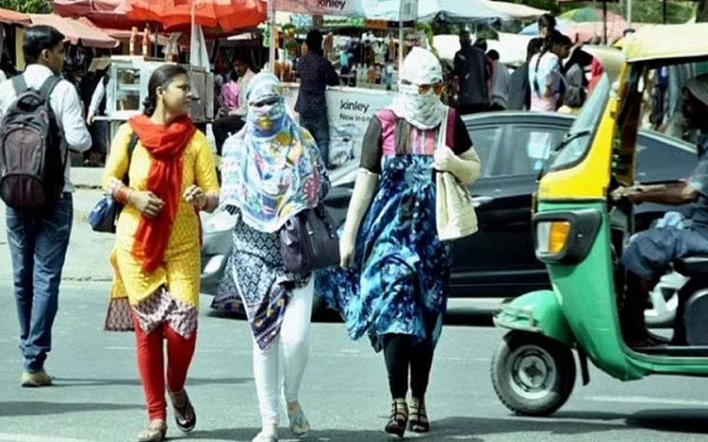 मौसम का तेवर बेहद सख्त, 42 डिग्री पंहुचा तापमान