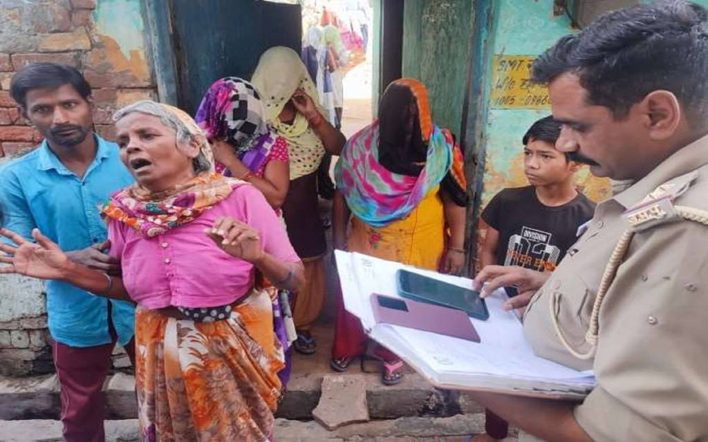 आठ माह की गर्भवती पत्नी की बेरहमी से गर्दन काटकर हत्या, आरोपी पति खुद थाने पहुंच किया जुर्म कबूल