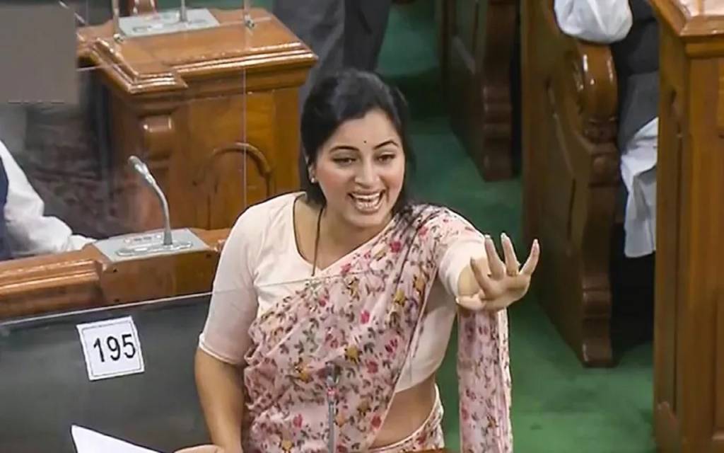 नवनीत राणा ने स्पीकर को लिखी पाती