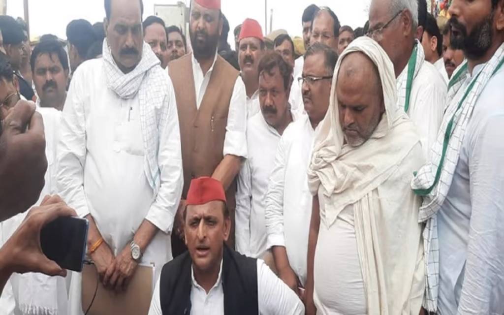चंदौली में बोले अखिलेश- थाने में बढ़ गया दलाली का सेंसेक्स