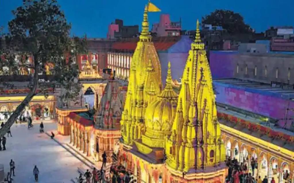 काशी विश्वनाथ में अब दर्शन और पूजन करना हुआ महंगा, पढ़े पूरी खबर