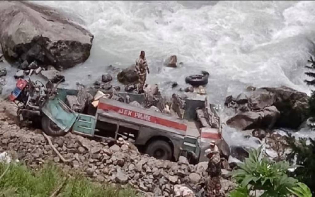 ITBP की बस खाई में गिरी: कई जवानों की मौत, कई हालत गंभीर, अमरनाथ यात्रा से ड्यूटी कर लौट रहे थे जवान