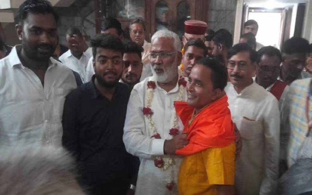 स्वतंत्र देव सिंह ने सुनी फ़रियाद, निस्तारण का दिलाया भरोसा