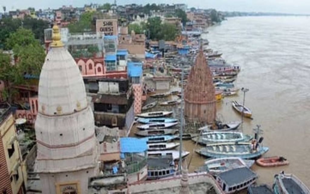एक तरफ घट रहा गंगा का जलस्तर, दूसरे तरफ बढ़ रही दुश्वारियां