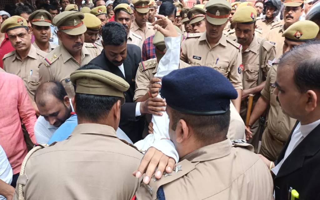 पेशी से पहले ही धड़ाम हुए सांसद अतुल राय