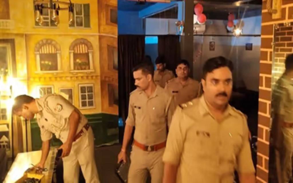 हुक्का बार की सूचना पर की छापेमारी, खाली हाथ लौटी पुलिस