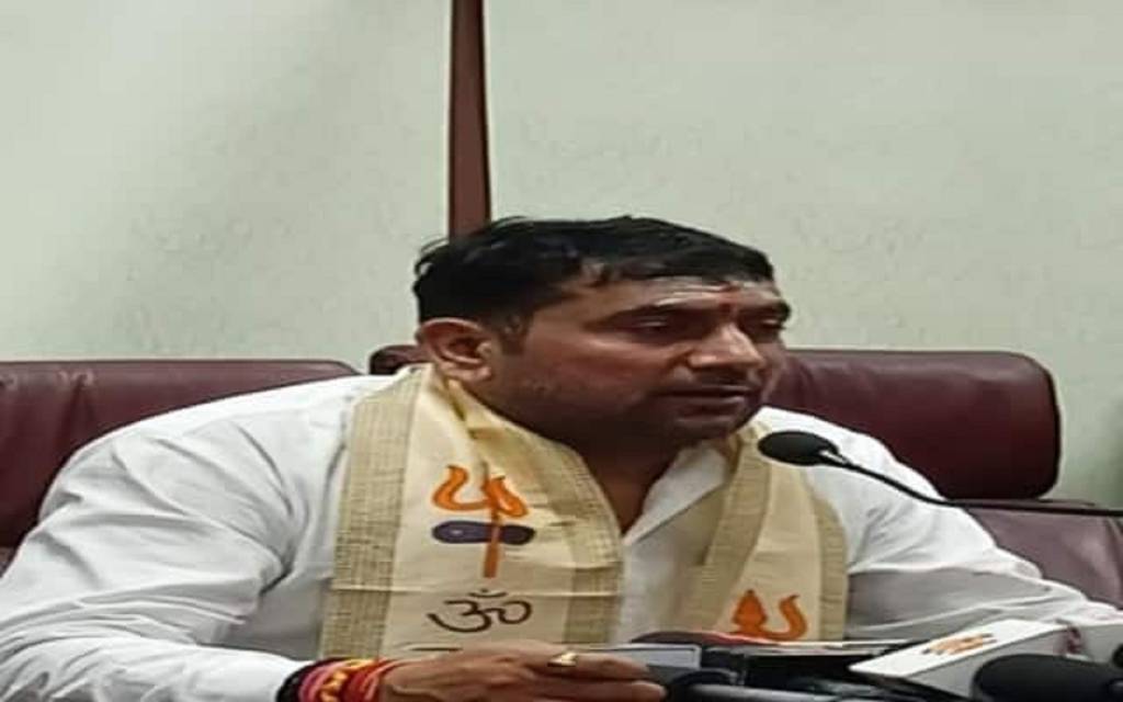 मंत्री डॉ. सोमेंद्र ने श्रृंगार गौरी केस पर कोर्ट के ऑर्डर का  किया स्वागत, कहा देश संविधान से चलता है ओवैसी के बयान से नहीं